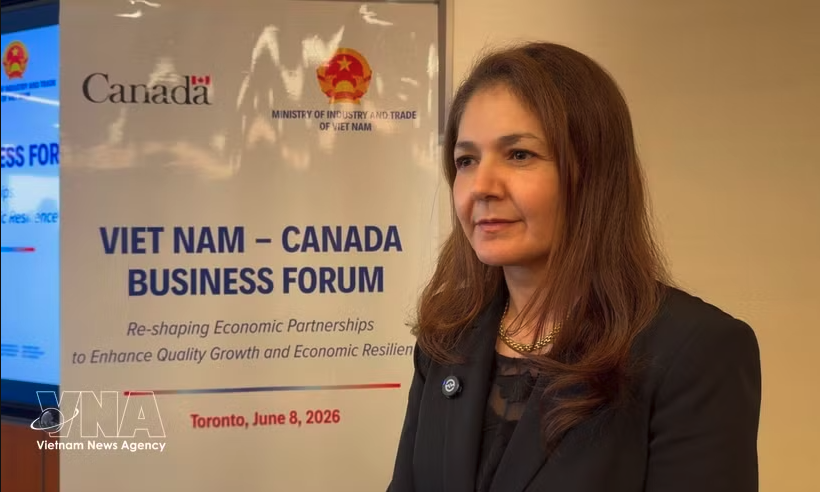Vina Nadjibulla at the Vietnam - Canada Business Forum